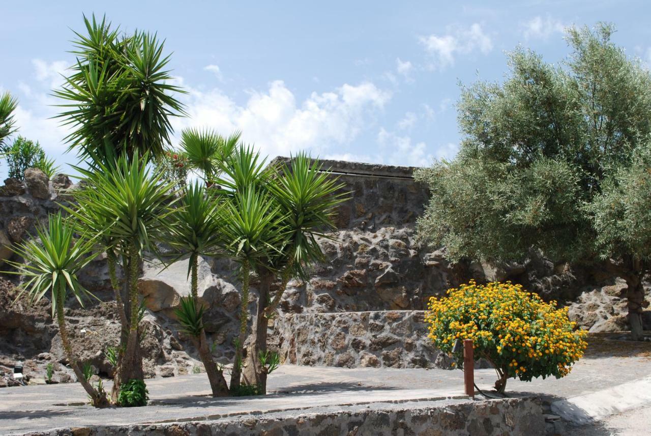 Etna Hills Scalilli Hotel Paterno  Exterior photo